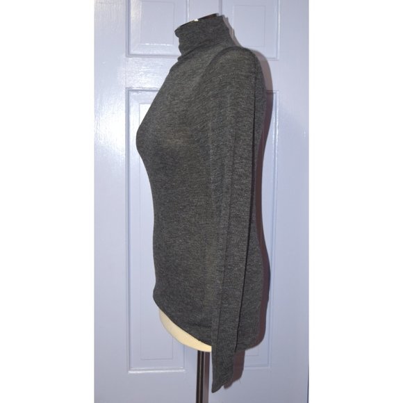 H&M Charcoal Gray Mock Turtleneck size Small - Picture 2 of 4